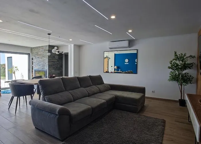 The View House Vila *